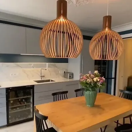Charming 2-bed In * Roma