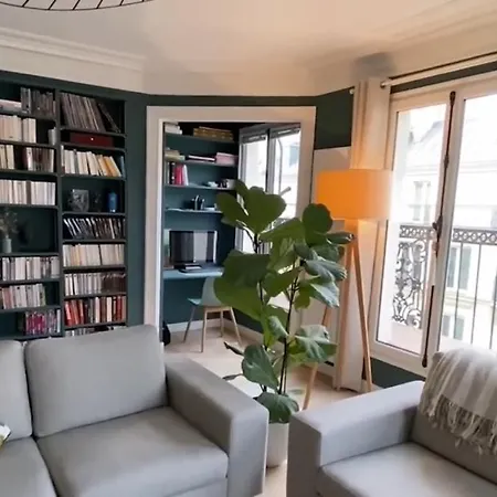 Charming 2-bed In Appartamento Roma